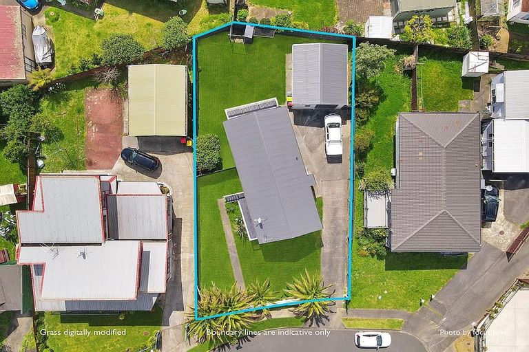 Photo of property in 22 Greenstone Place, Clover Park, Auckland, 2019