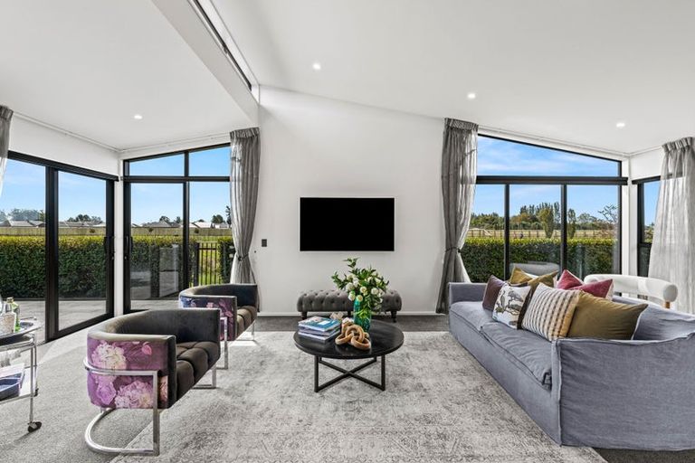 Photo of property in 9 Farrelly Place, Casebrook, Christchurch, 8051