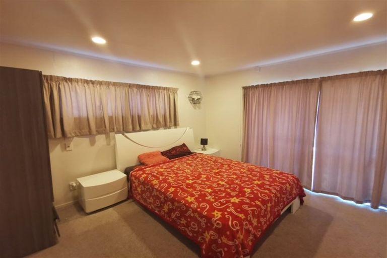 Photo of property in 19 Mt Blanc Place, Northpark, Auckland, 2013