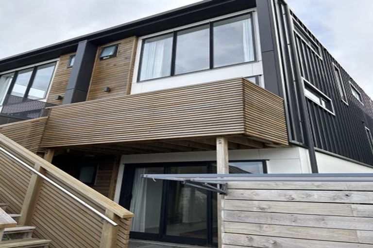 Photo of property in 24/104 Maupuia Road, Maupuia, Wellington, 6022