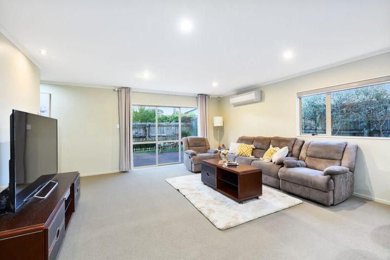 Photo of property in 70 Clover Drive, Henderson, Auckland, 0610