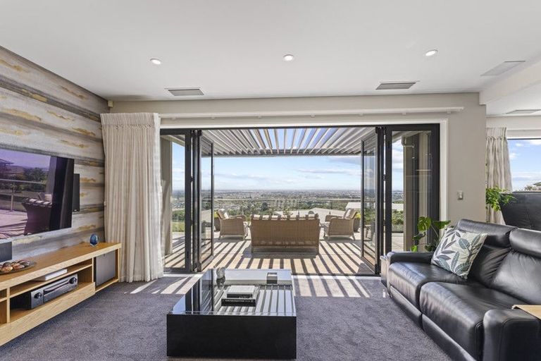 Photo of property in 323 Kennedys Bush Road, Kennedys Bush, Christchurch, 8025