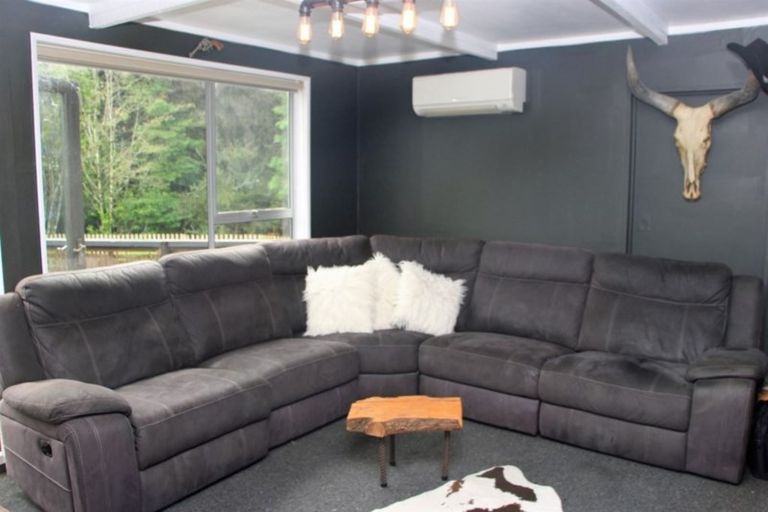 Photo of property in 2156 Arnold Valley Road, Moana, 7872