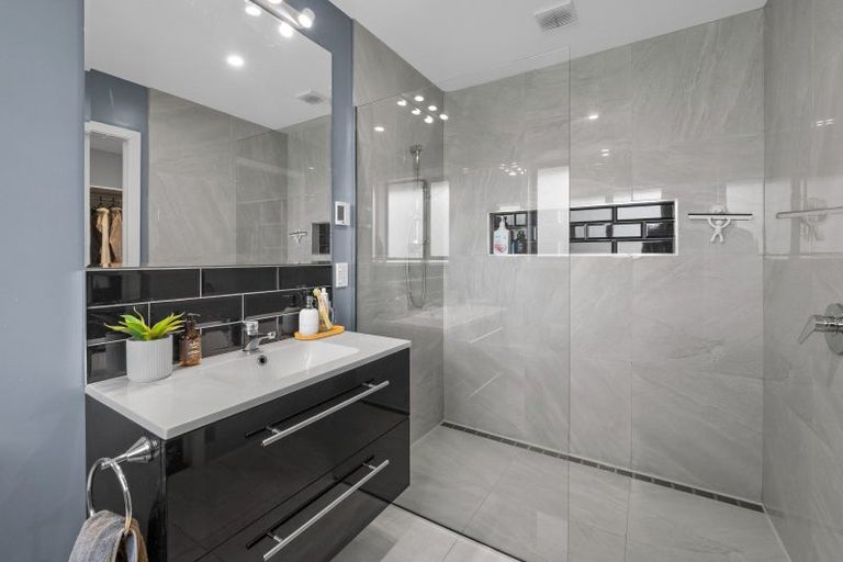 Photo of property in 10 Kelburn Place, Tinwald, Ashburton, 7700