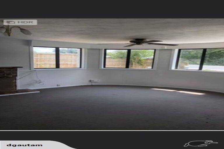 Photo of property in 76 Rimu Street, New Lynn, Auckland, 0600