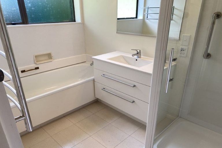 Photo of property in 4b Blundell Way, Heretaunga, Upper Hutt, 5018