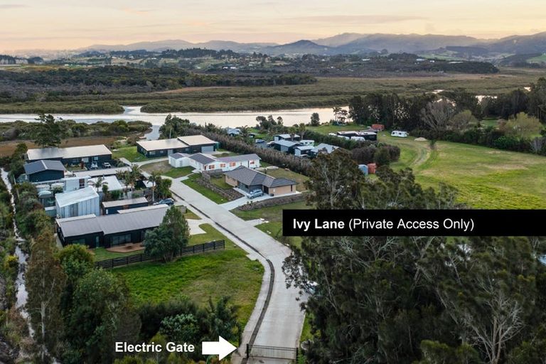 Photo of property in 9 Ivy Lane, Mangawhai Heads, 0505