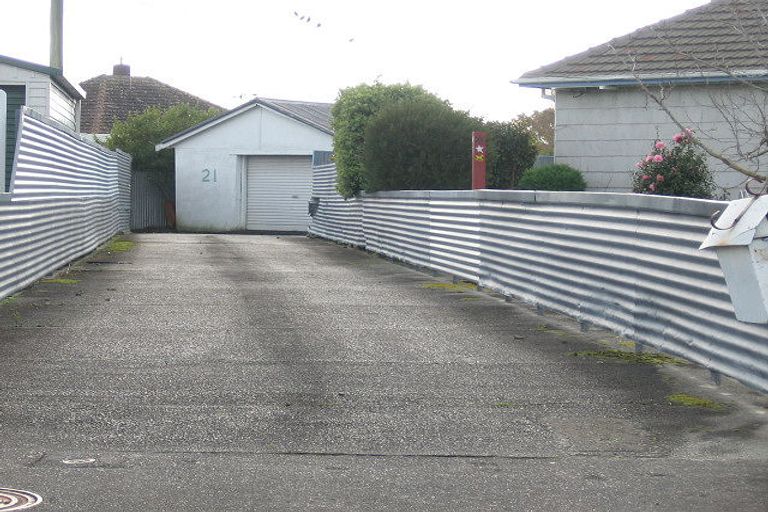 Photo of property in 21 Bristol Crescent, Roslyn, Palmerston North, 4414