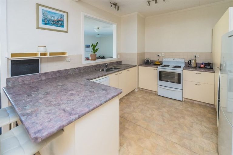 Photo of property in 18 Delhi Avenue, Aramoho, Whanganui, 4500