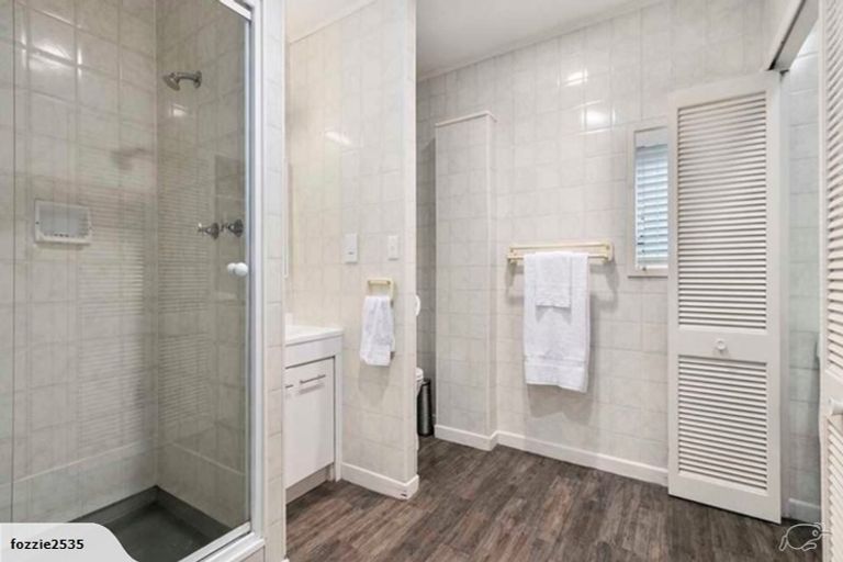 Photo of property in 3 Janet Street, Sunnyhills, Auckland, 2010