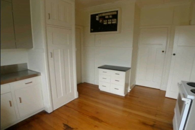 Photo of property in 5 Kinross Street, Kelburn, Wellington, 6012