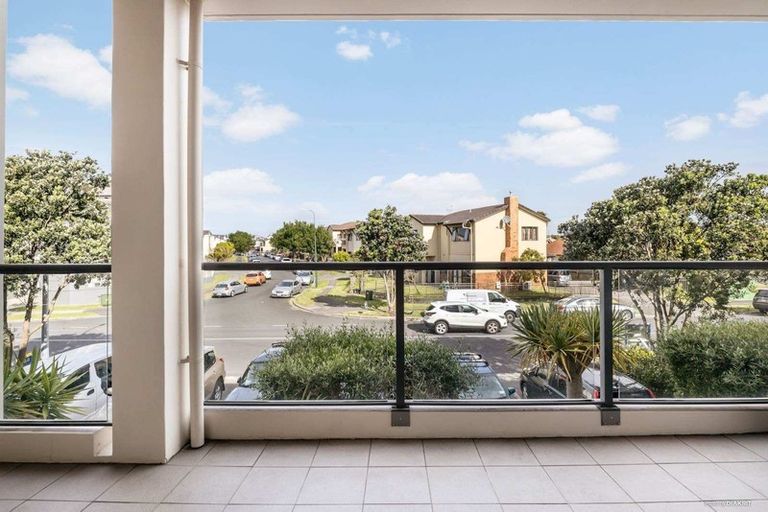 Photo of property in 86b Michael Jones Drive, Flat Bush, Auckland, 2019