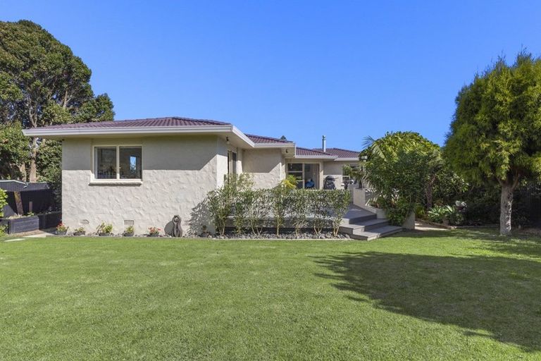 Photo of property in 27 Stella Drive, Clarks Beach, 2122