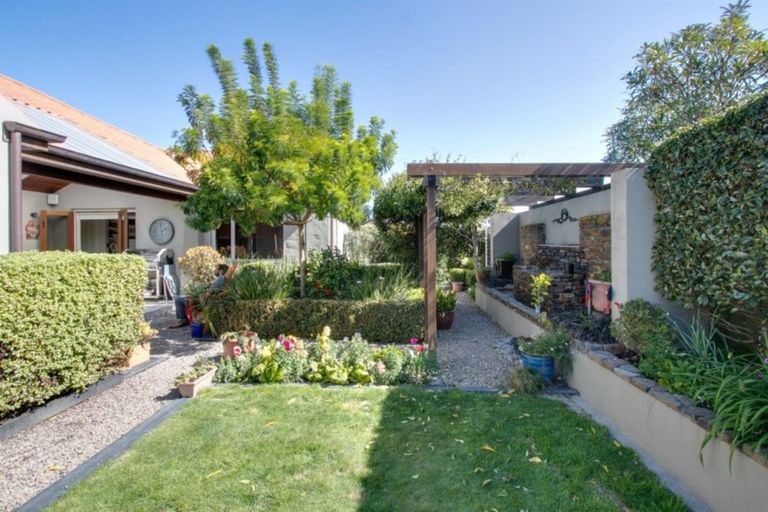 Photo of property in 11 Park Lane, Greenmeadows, Napier, 4112