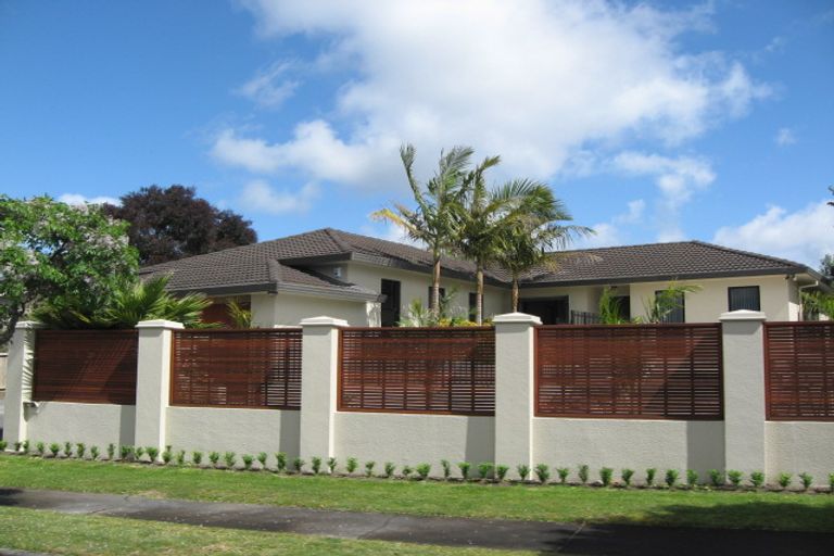 Photo of property in 13 Keywella Drive, Conifer Grove, Takanini, 2112