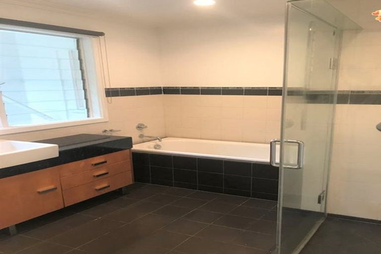 Photo of property in 126 Cook Street, Cockle Bay, Auckland, 2014