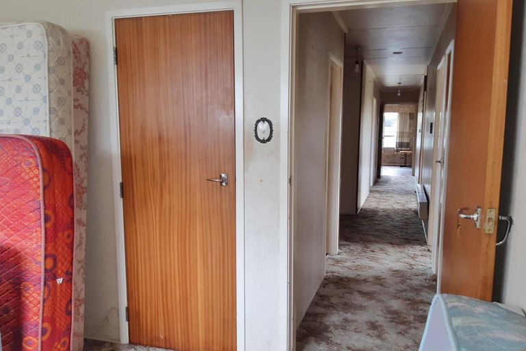 Photo of property in 32 Solway Street, Solway, Masterton, 5810