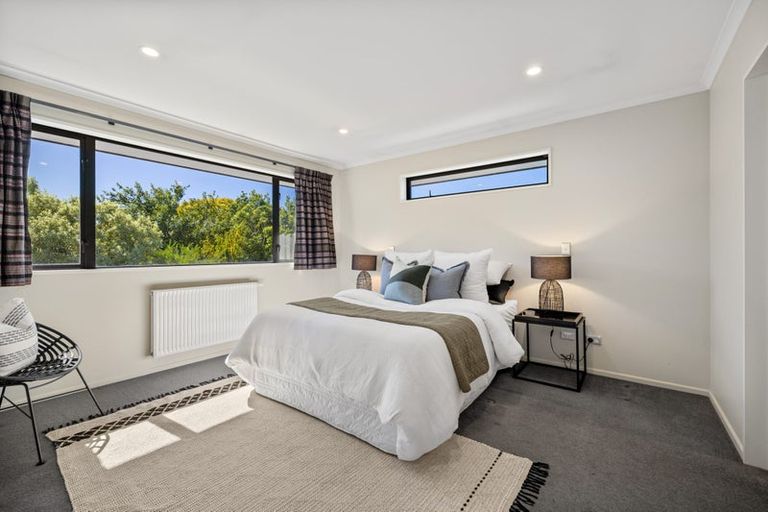 Photo of property in 112a Wairakei Road, Bryndwr, Christchurch, 8052