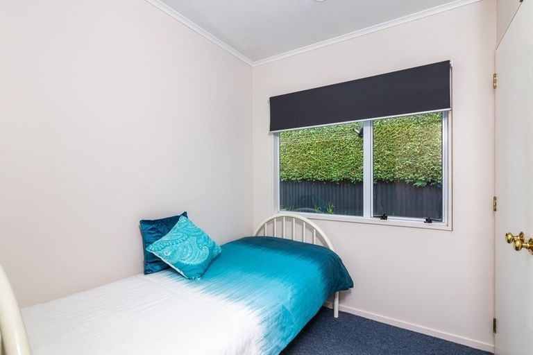 Photo of property in 2/12 Parata Street, Two Mile Bay, Taupo, 3330