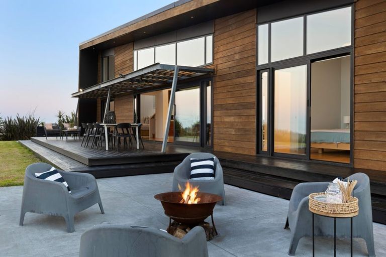 Photo of property in 449 Rodney Road, Big Omaha, 0985