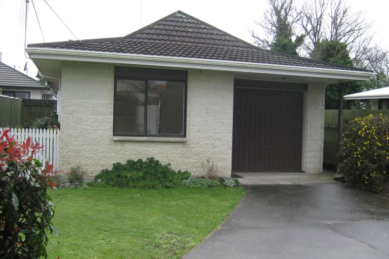 Photo of property in 332c Featherston Street, Palmerston North, 4414