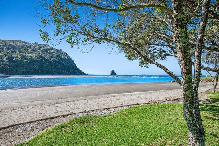 Photo of property in 2b/25 Weranui Road, Waiwera, Orewa, 0994