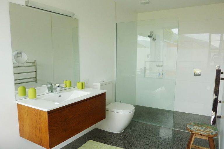 Photo of property in 7 Widgeon Place, Lake Hayes, Queenstown, 9304