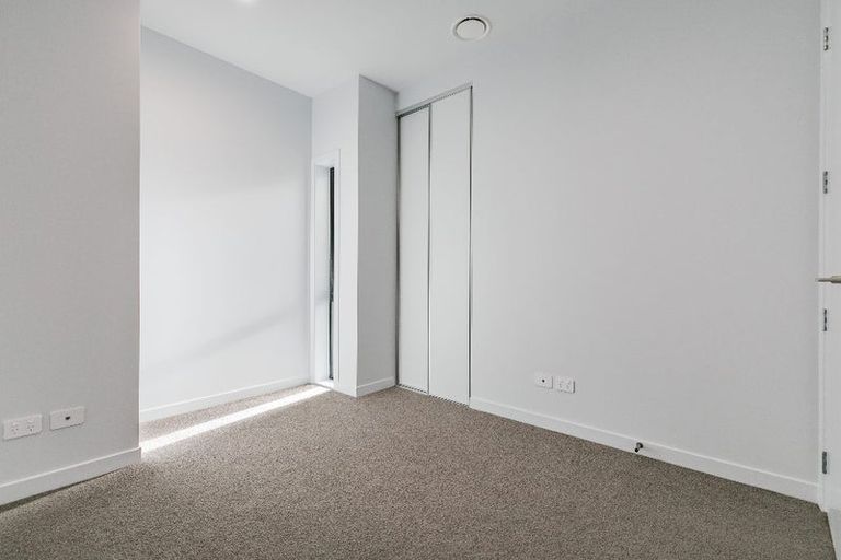 Photo of property in Frank Sargeson Apts, 1/74g Anzac Street, Takapuna, Auckland, 0622