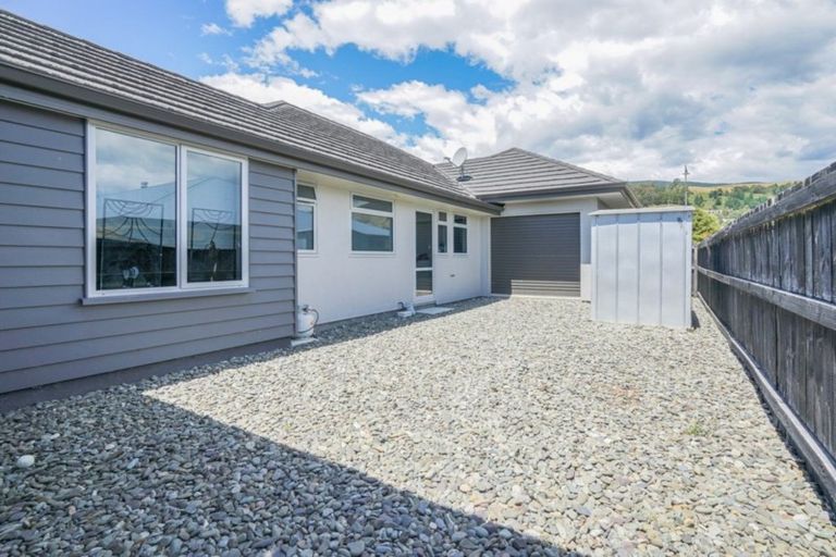 Photo of property in 39 Covent Drive, Stoke, Nelson, 7011