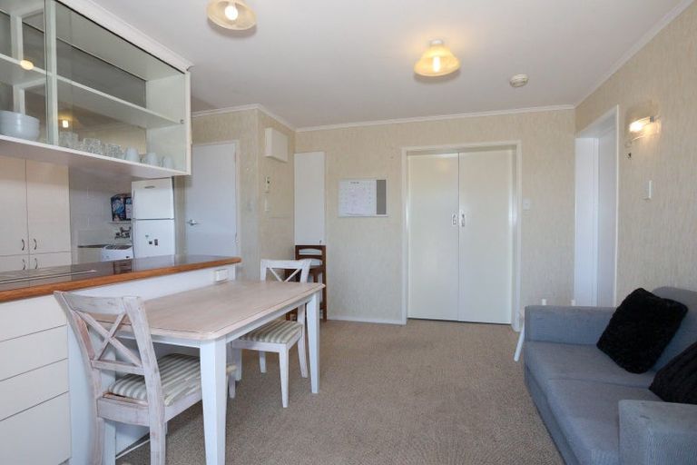 Photo of property in 16 Dalzien Place, Feilding, 4702