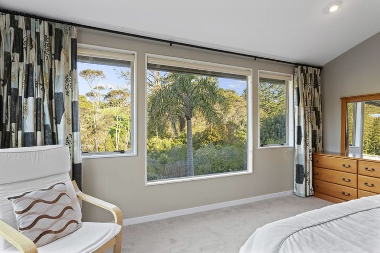 Photo of property in 542d West Coast Road, Oratia, Auckland, 0604