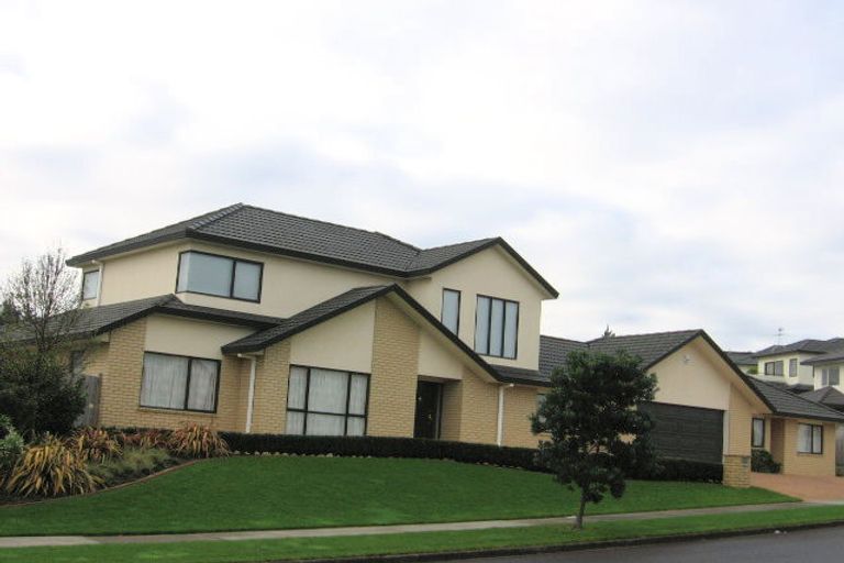 Photo of property in 34a Westerham Drive, Dannemora, Auckland, 2016