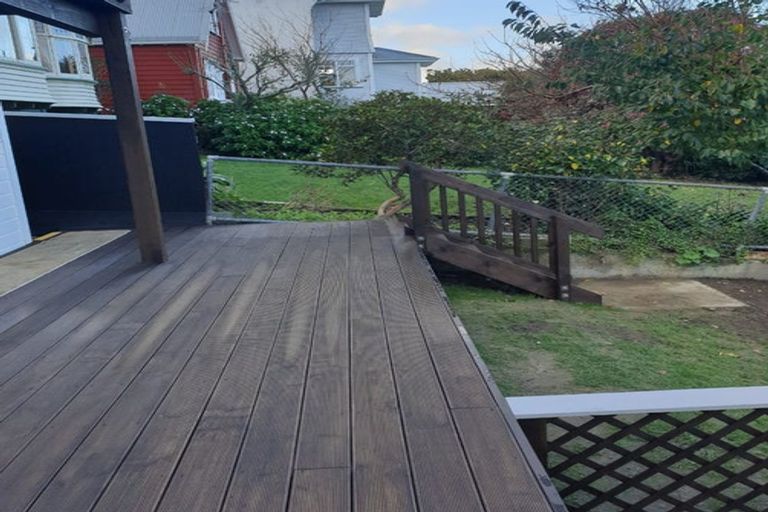 Photo of property in 111 Grant Road, Thorndon, Wellington, 6011