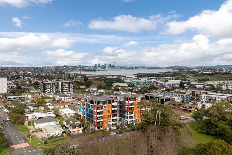 Photo of property in 302/28 Killarney Street, Takapuna, Auckland, 0622