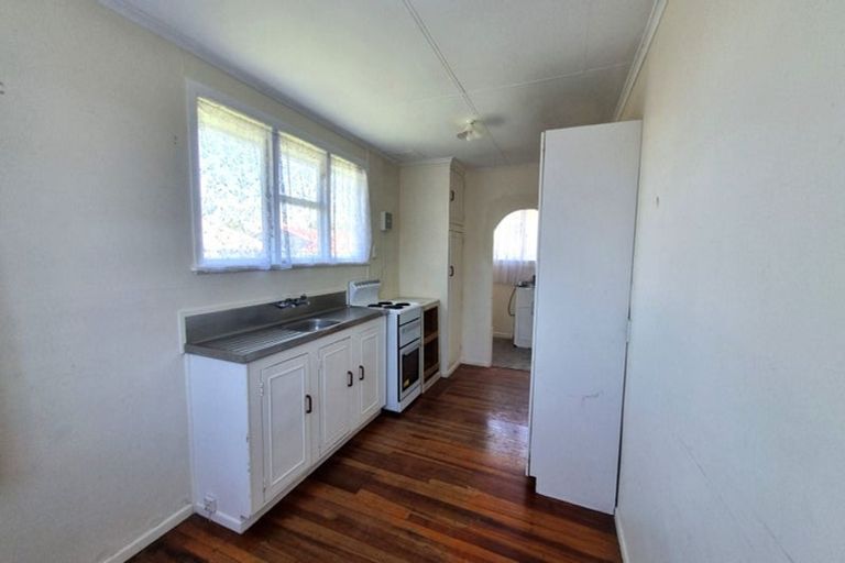 Photo of property in 10 Ross Road, Western Heights, Rotorua, 3015