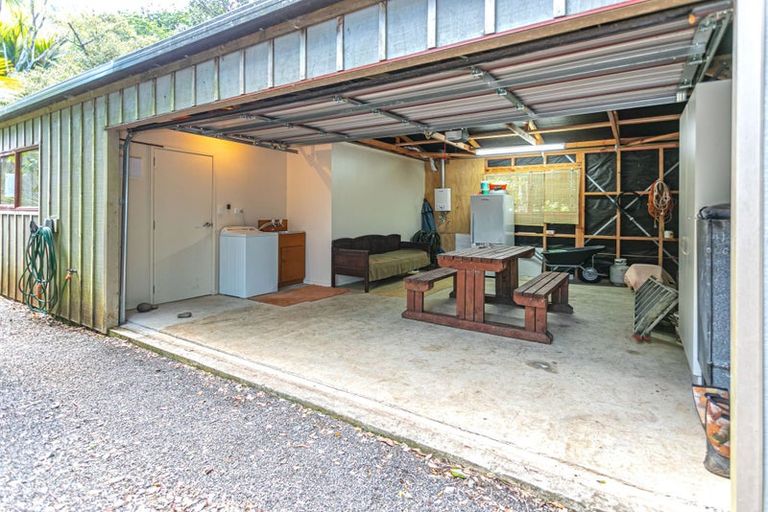 Photo of property in 10 Puriri Place, Tuateawa, Coromandel, 3583