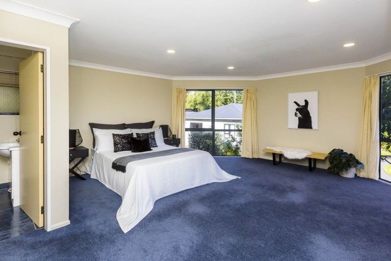 Photo of property in 3 Sunnyview Drive, Brown Owl, Upper Hutt, 5018