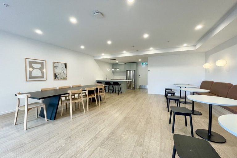 Photo of property in 1817a Great North Road, Avondale, Auckland, 1026