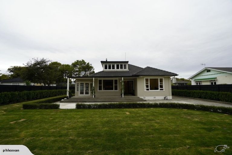 Photo of property in 324 College Street, West End, Palmerston North, 4410
