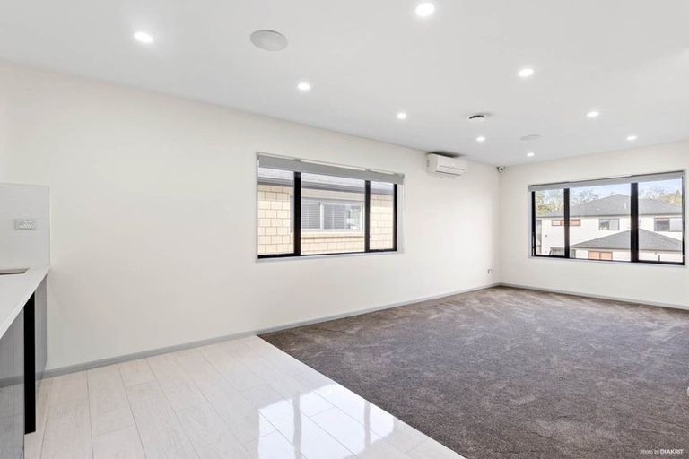 Photo of property in 12 Fong Road, Flat Bush, Auckland, 2019