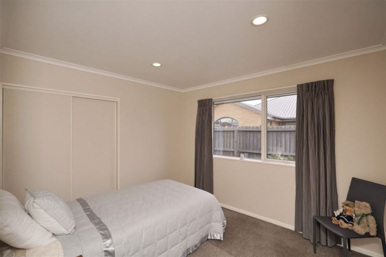 Photo of property in 32 Glencullen Drive, Casebrook, Christchurch, 8051