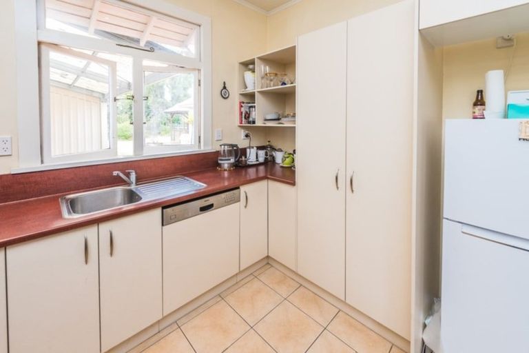 Photo of property in 30 Moore Avenue, Tawhero, Whanganui, 4501