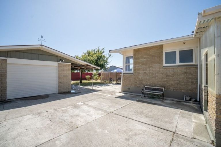 Photo of property in 67 Sutherland Crescent, Westbrook, Palmerston North, 4412