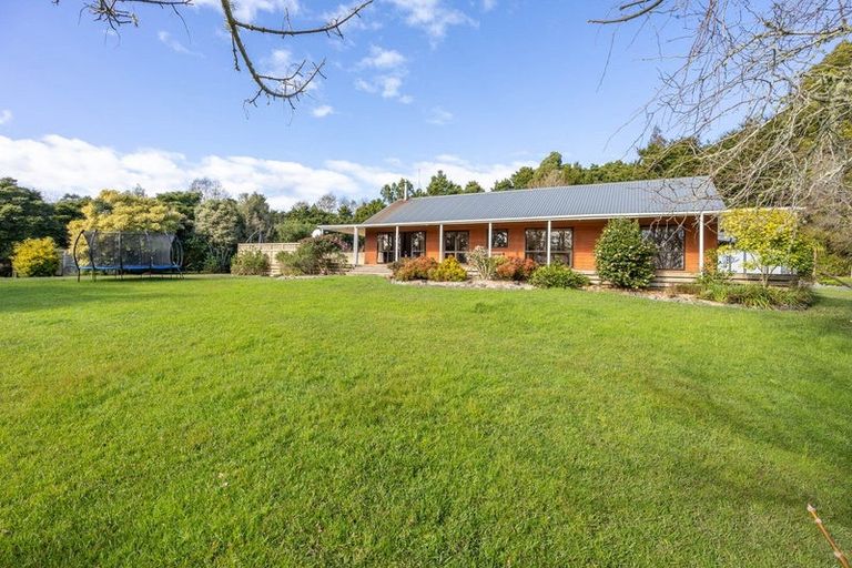 Photo of property in 692 Wayby Station Road, Wellsford, 0972