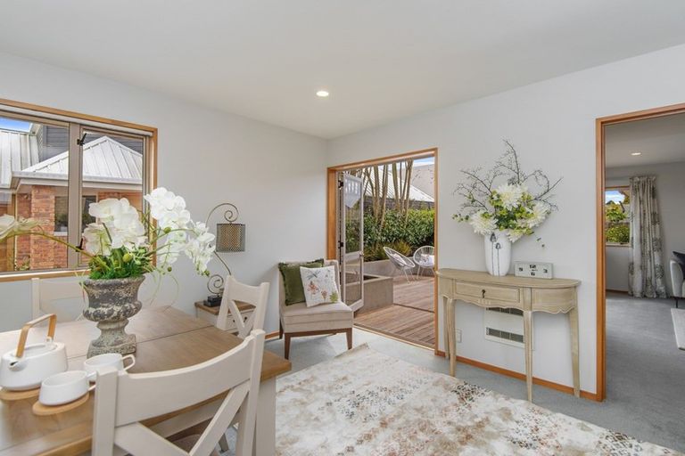 Photo of property in 139b Avonhead Road, Avonhead, Christchurch, 8042