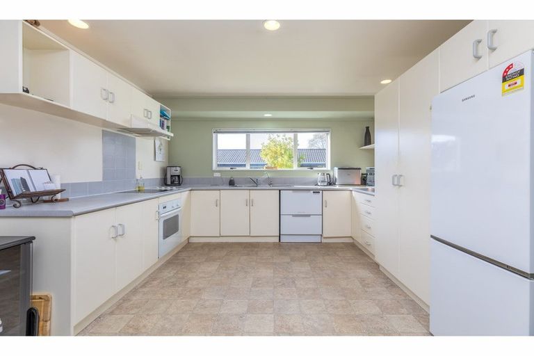 Photo of property in 19 Brookvale Park, Stanmore Bay, Whangaparaoa, 0932