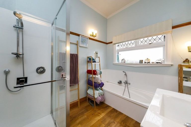 Photo of property in 9 Oxford Street, Hokowhitu, Palmerston North, 4410