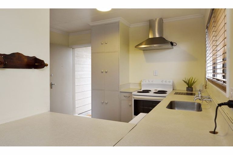 Photo of property in 2 Waimea West Road, Brightwater, 7022