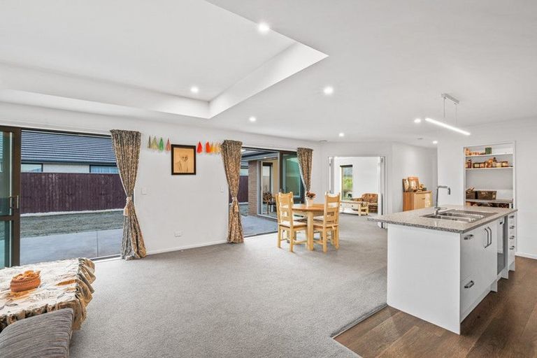 Photo of property in 3 Crest Place, Rolleston, 7615