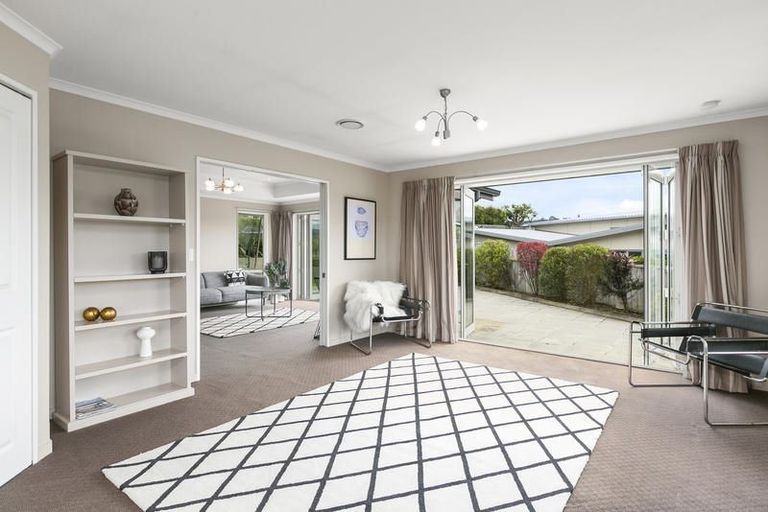 Photo of property in 9 Sunninghurst Drive, Fairfield, Dunedin, 9018